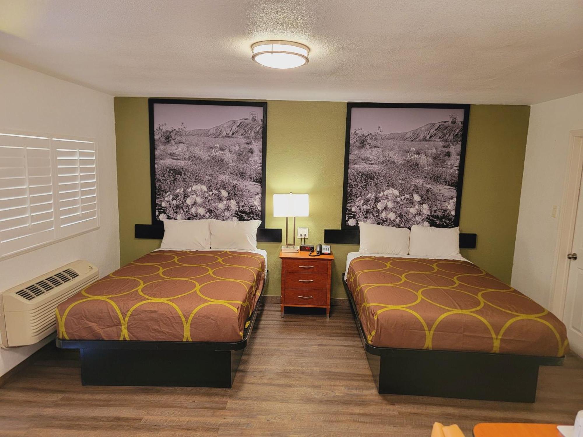 Super 8 By Wyndham El Centro North Hotel Eksteriør billede